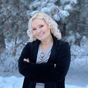 Meet your Posher, Yelena